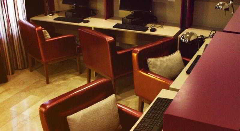 One To One Hotel & Resort Ain Al Faida Al-Ain Eksteriør billede