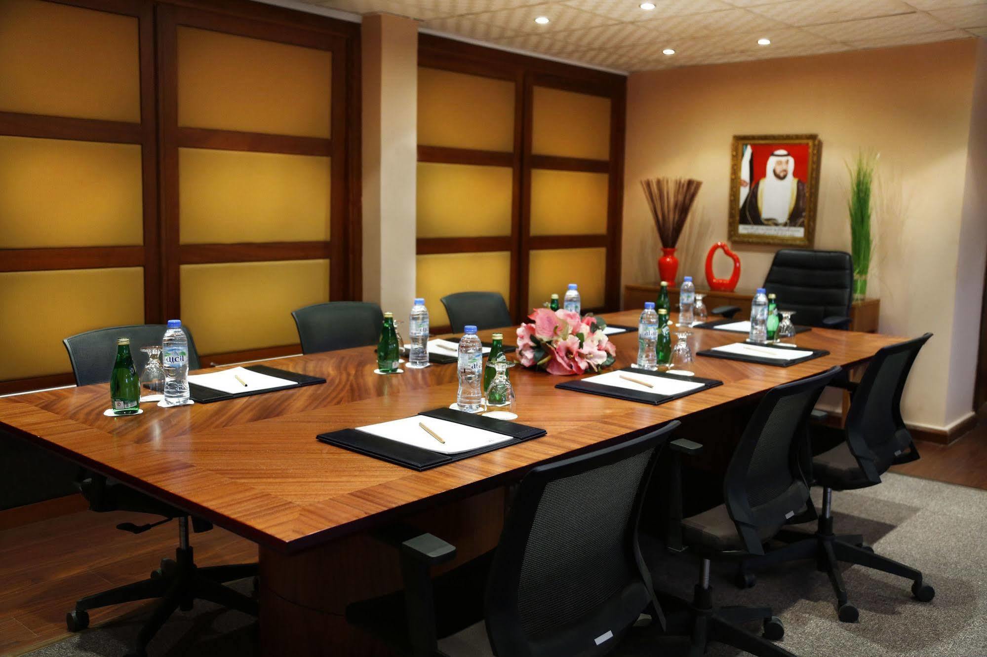 One To One Hotel & Resort Ain Al Faida Al-Ain Eksteriør billede